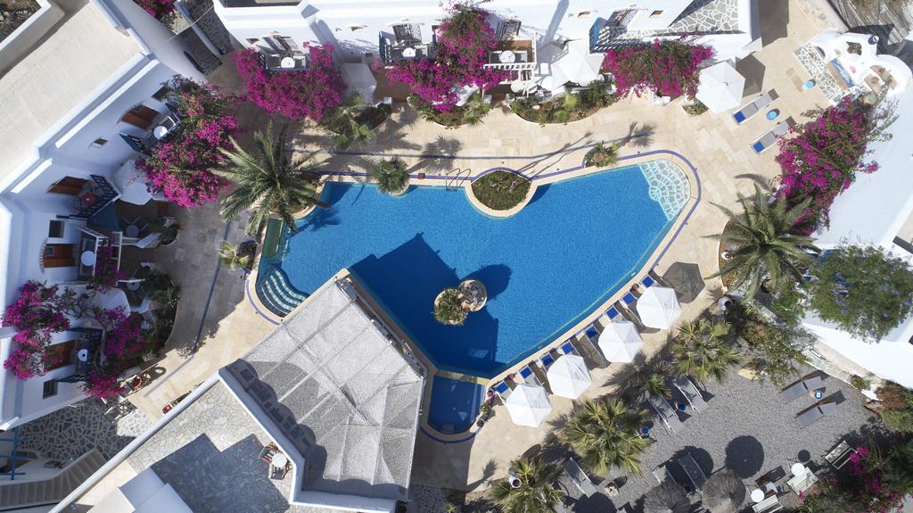 Polikandia Hotel Folégandros Exteriör bild