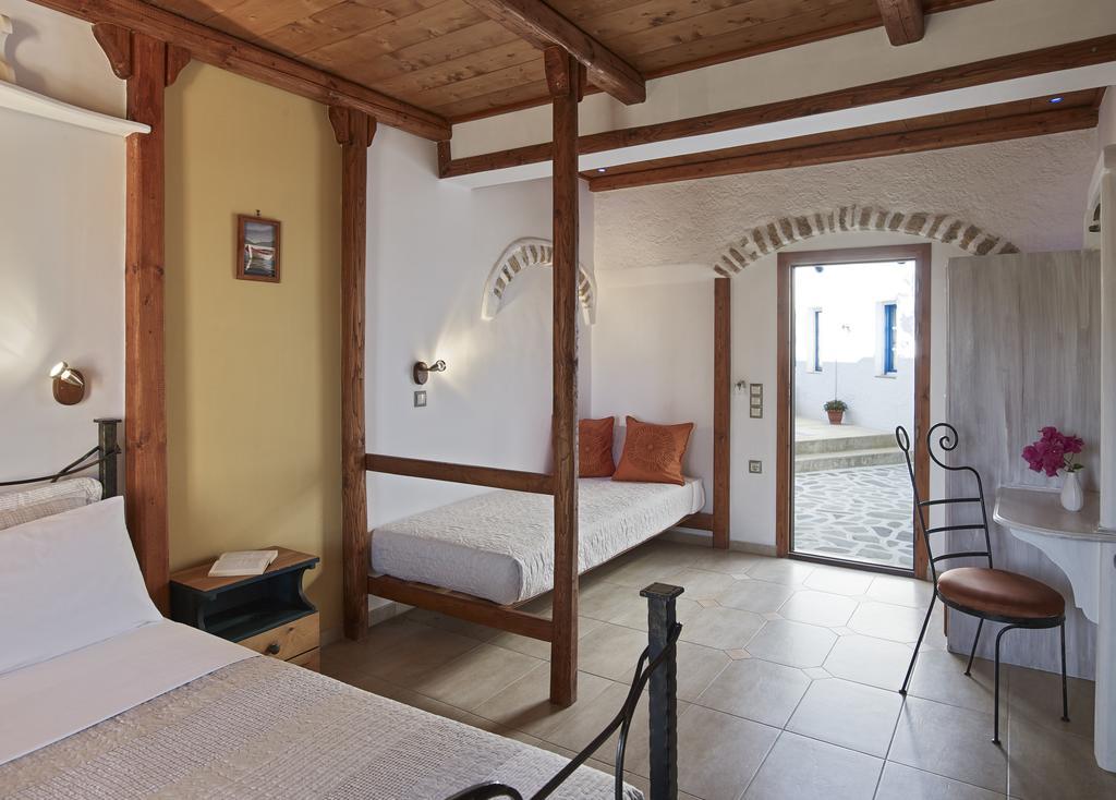 Polikandia Hotel Folégandros Exteriör bild